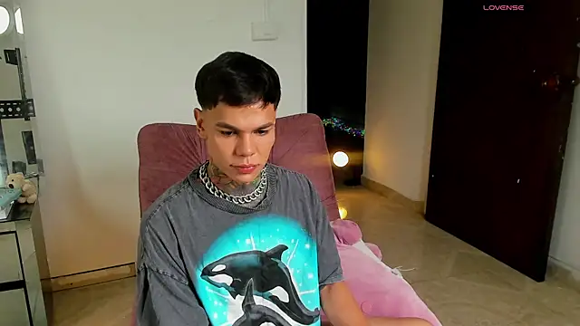 Jordyrodriiguez online show from 10-18-25, 02:07