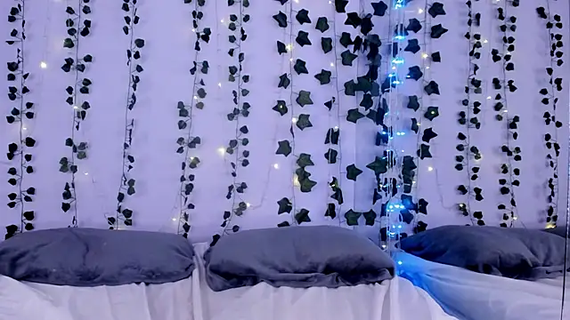 Snapshot of Natasha_Nasty2 chatting on 01-23-25, 02:55 Natasha Nasty2 online show from 01-23-25, 02:55