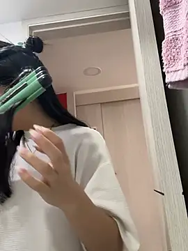 Liissa cute  online show from 02-12-26, 07:09