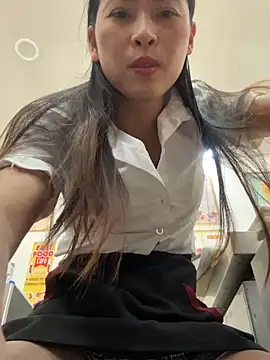 Snapshot of andii-1 chatting on 02-08-25, 02:15 andii-1 online show from 02-08-25, 02:15