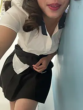 Snapshot of andii-1 chatting on 03-08-25, 05:07 andii-1 online show from 03-08-25, 05:07