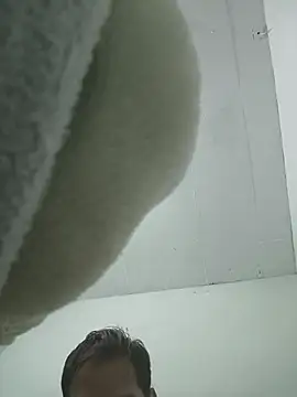 Luisf1267 online show from 02-07-26, 05:44