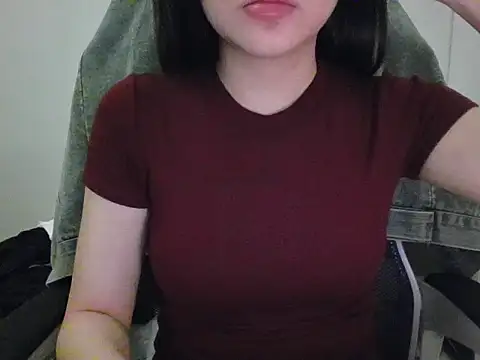 Snapshot of Yin-girl chatting on 09-26-25, 08:02 Yin-girl online show from 09-26-25, 08:02