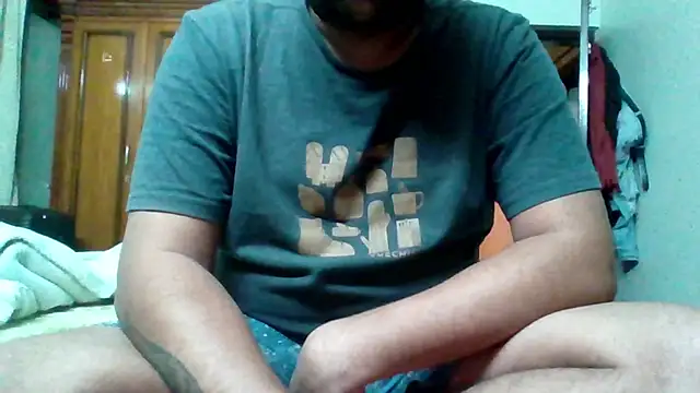 whoreboi98 online show from 01-05-25, 08:31