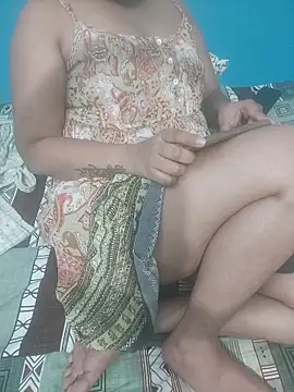 Snapshot of Dreamgirl1211 chatting on 03-17-25, 06:32 Dreamgirl1211 online show from 03-17-25, 06:32