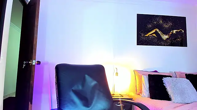 KimberlyBanks2 online show from 03-10-25, 11:38