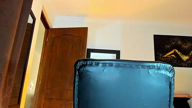 KimberlyBanks2 online show from 09-19-25, 03:02