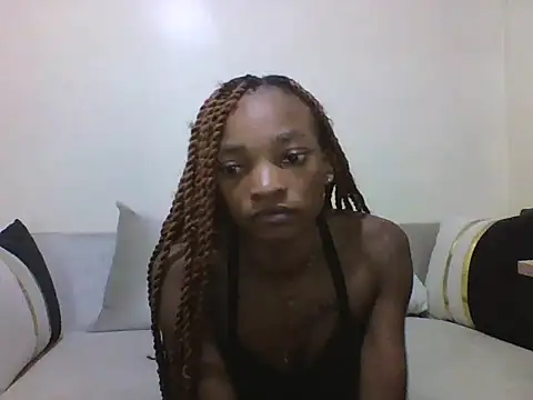 Snapshot of African-Dee chatting on 10-01-25, 11:55 African-Dee online show from 10-01-25, 11:55
