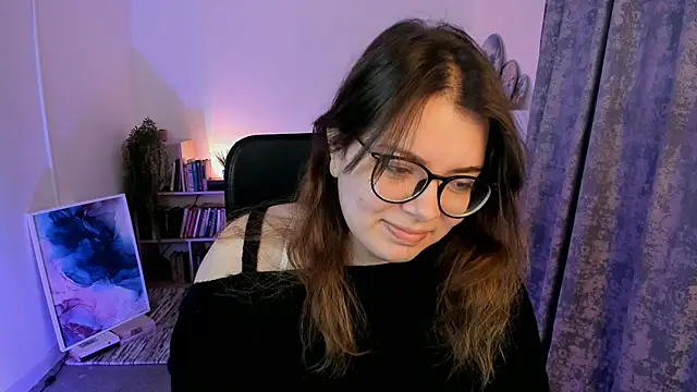 Snapshot of KeytSilvas chatting on 12-14-24, 02:56 KeytSilvas online show from 12-14-24, 02:56