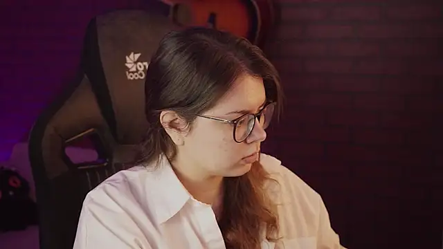 Snapshot of KeytSilvas chatting on 01-06-25, 02:48 KeytSilvas online show from 01-06-25, 02:48