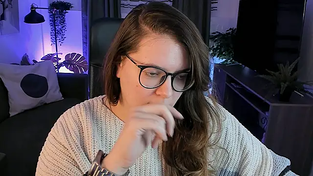 Snapshot of KeytSilvas chatting on 03-11-25, 03:34 KeytSilvas online show from 03-11-25, 03:34