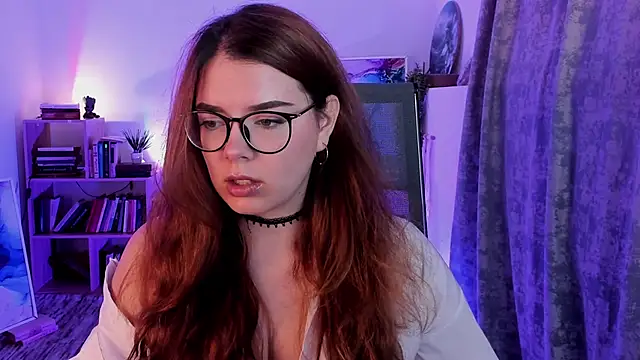 Snapshot of KeytSilvas chatting on 10-11-25, 02:55 KeytSilvas online show from 10-11-25, 02:55