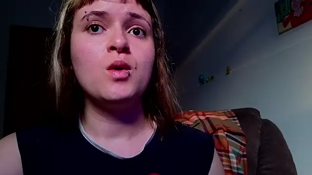 NEXT DOOR GIRL  online show from 04-01-26, 10:51