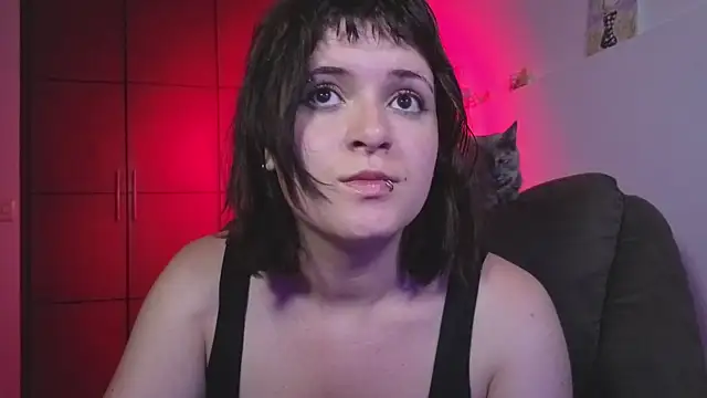 NEXT DOOR GIRL  online show from 04-23-26, 11:07