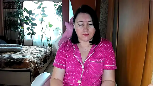 Snapshot of Tatyana51 chatting on 05-04-26, 05:03 Tatyana51 online show from 05-04-26, 05:03