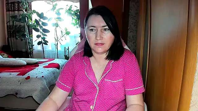 Snapshot of Tatyana51 chatting on 05-14-26, 01:45 Tatyana51 online show from 05-14-26, 01:45
