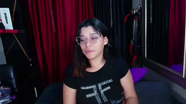 AvaLusty online show from 01-14-25, 01:26