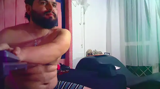 LeidyJones online show from 12-06-24, 01:33