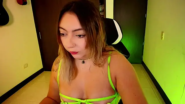 miaawild online show from 12-05-25, 02:47