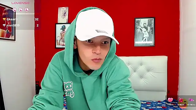  snopyy  online show from 01-20-25, 09:53