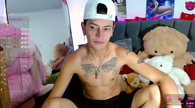  snopyy  online show from 02-28-25, 05:15