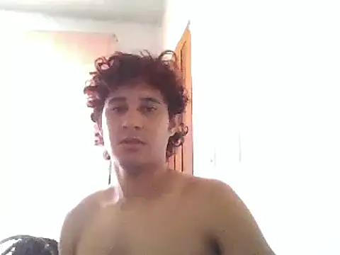 Snapshot of pedrodavid_ chatting on 12-27-24, 03:15 pedrodavid  online show from 12-27-24, 03:15