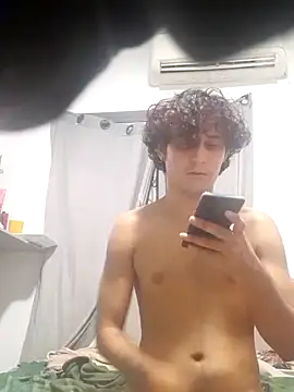 Snapshot of pedrodavid_ chatting on 03-20-25, 01:46 pedrodavid  online show from 03-20-25, 01:46