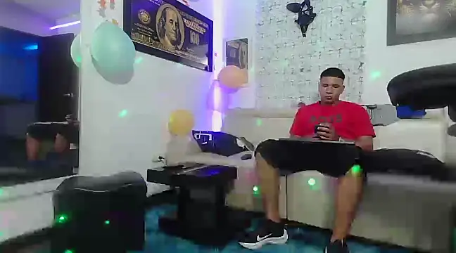 Snapshot of damiam_fiery chatting on 02-01-25, 04:24 damiam fiery online show from 02-01-25, 04:24