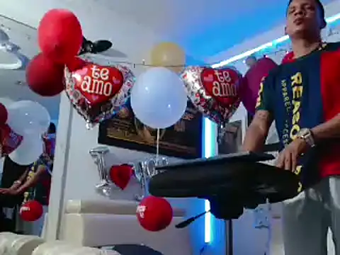 Snapshot of damiam_fiery chatting on 02-13-25, 05:22 damiam fiery online show from 02-13-25, 05:22