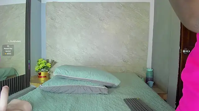 Adele 89 online show from 09-18-25, 07:27