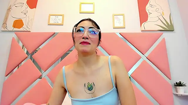 ThailyCherry online show from 03-21-25, 07:35