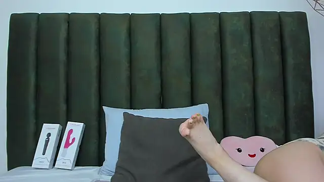 ThailyCherry online show from 11-04-25, 08:30