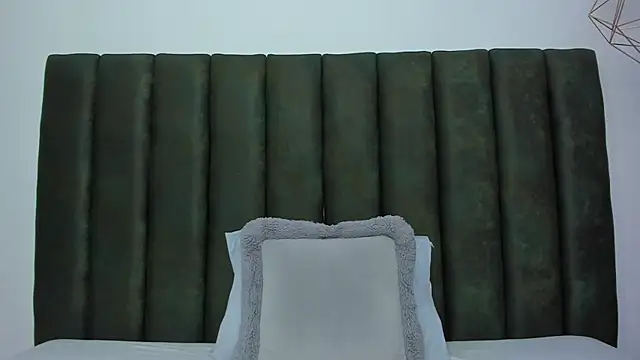 ThailyCherry online show from 01-08-26, 08:22