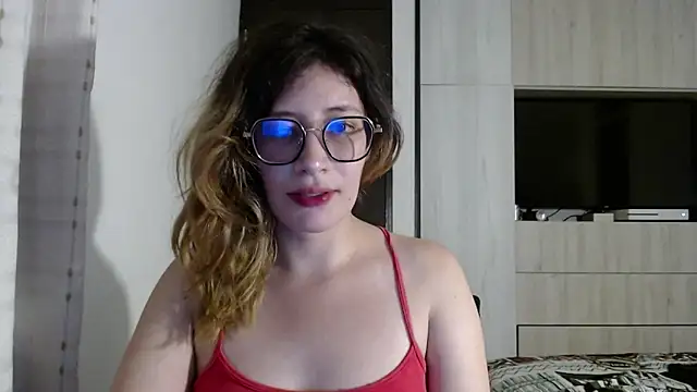 mariana124- online show from 12-30-24, 10:45