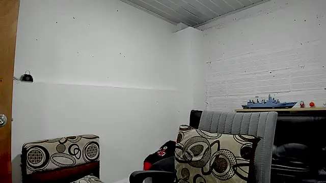 Himoreno25 online show from 12-13-24, 03:49