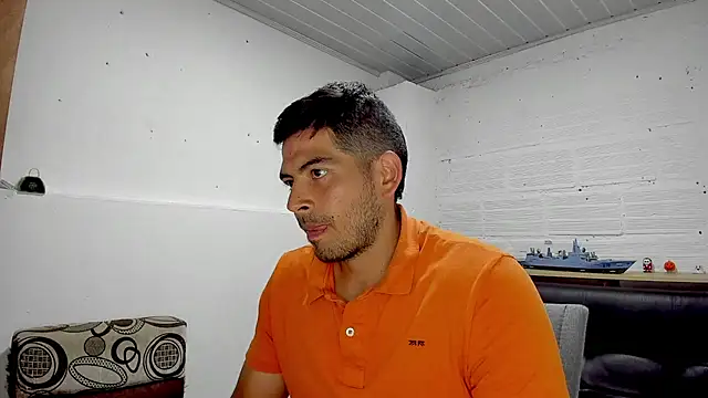 Himoreno25 online show from 12-18-24, 10:24