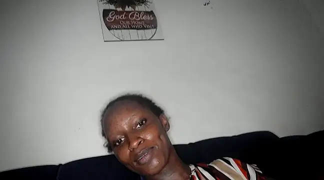 Snapshot of queen-goddess chatting on 03-08-25, 03:35 queen-goddess online show from 03-08-25, 03:35