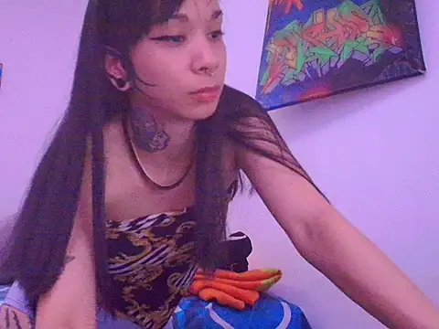 Snapshot of Lady_Godss chatting on 09-28-25, 02:39 Lady Godss online show from 09-28-25, 02:39