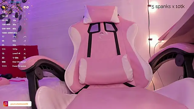 moonliiiight1 online show from 12-19-24, 05:07