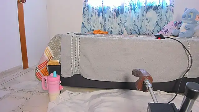 lily evil online show from 12-19-25, 05:31