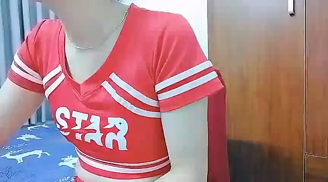 Snapshot of Cindy--Cici chatting on 03-11-25, 01:16 Cindy--Cici online show from 03-11-25, 01:16