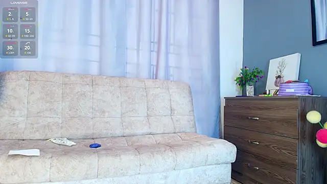 Snapshot of jade_brunnette chatting on 11-06-25, 08:10 jade brunnette online show from 11-06-25, 08:10