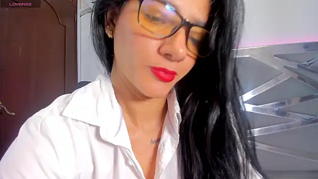 Snapshot of DashaFoxxx chatting on 02-17-25, 01:10 DashaFoxxx online show from 02-17-25, 01:10