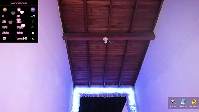 Snapshot of Mariana_Hasper_ chatting on 01-07-25, 01:17 Mariana Hasper online show from 01-07-25, 01:17