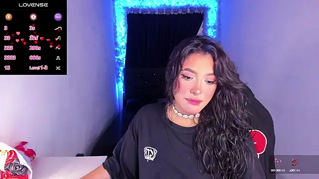 Snapshot of Mariana_Hasper_ chatting on 03-20-25, 09:02 Mariana Hasper online show from 03-20-25, 09:02