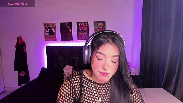 Snapshot of Mariana_Hasper_ chatting on 10-19-25, 03:18 Mariana Hasper online show from 10-19-25, 03:18