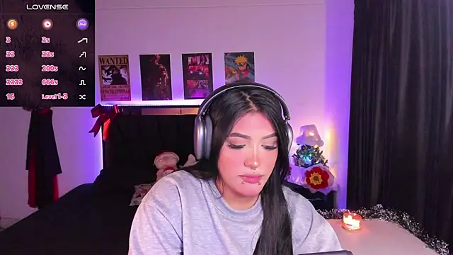 Snapshot of Mariana_Hasper_ chatting on 12-15-25, 07:23 Mariana Hasper online show from 12-15-25, 07:23