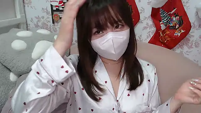 mei hosina online show from 12-14-25, 03:50