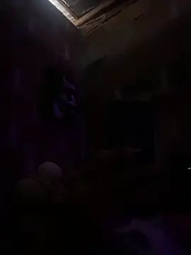 Snapshot of AlexaWarner chatting on 03-21-26, 04:10 AlexaWarner online show from 03-21-26, 04:10