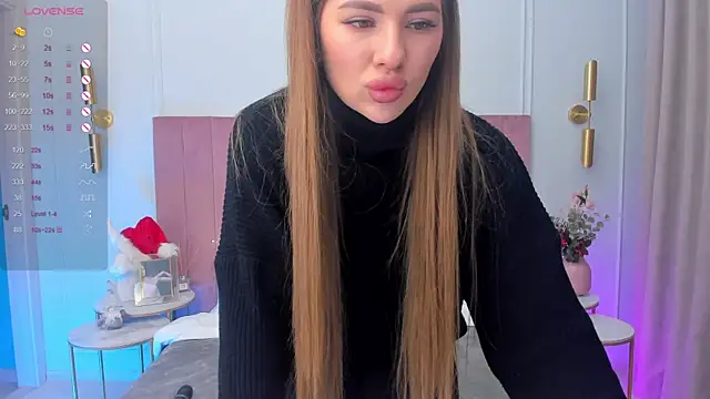 Snapshot of MilaVoxx chatting on 12-08-24, 05:50 MilaVoxx online show from 12-08-24, 05:50